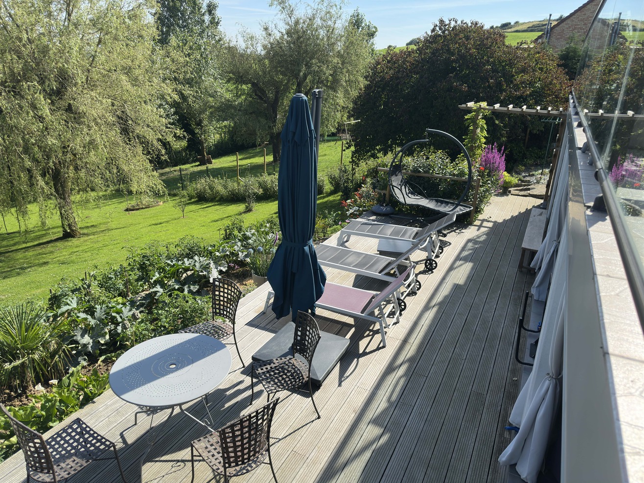 La terrasse du bas